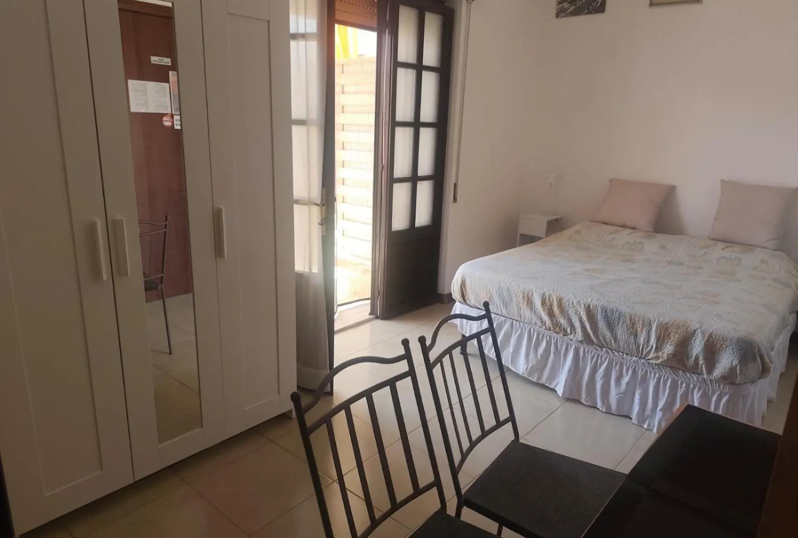 Gasthof Chez Moi Rooms Cagliari